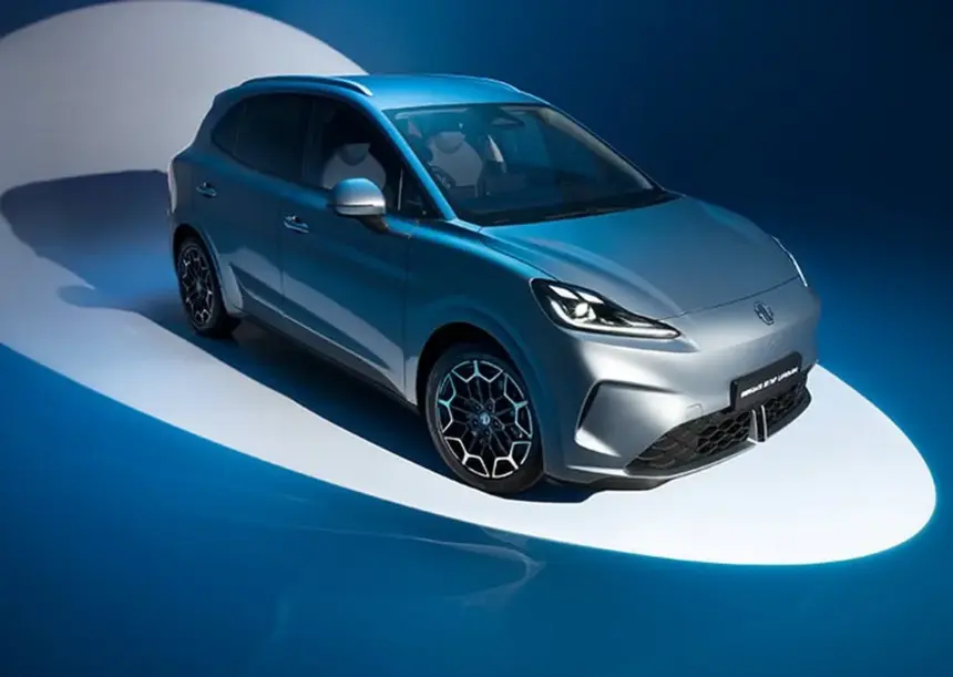 MG lancia la doppia anima elettrica: tra design morbido e sportivo