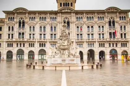 Trento, nuova Casa dell'Acqua in piazza Fiera: i baristi temono